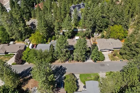 View/Area - 2305 E 34th Ave, Spokane, WA 99223 photo 2 of 2