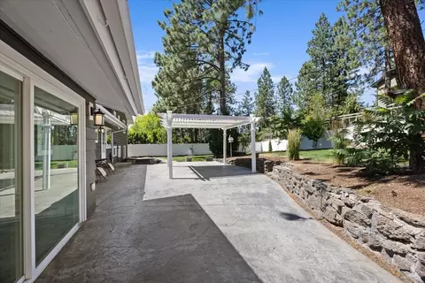 Exterior - 2305 E 34th Ave, Spokane, WA 99223 photo 8 of 11