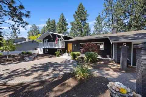 Exterior - 2305 E 34th Ave, Spokane, WA 99223 photo 3 of 11