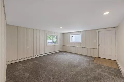 Living - 2305 E 34th Ave, Spokane, WA 99223 photo 11 of 11
