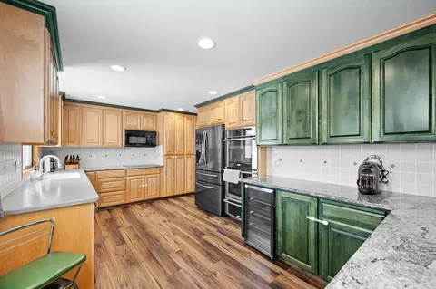 Kitchen - 11120 E 24th Ave, Spokane Valley, WA 99206 photo 1 of 5