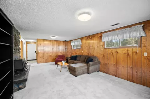 Living - 11120 E 24th Ave, Spokane Valley, WA 99206 photo 7 of 7