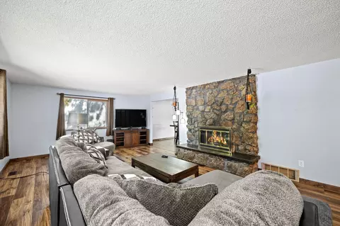 Living - 11120 E 24th Ave, Spokane Valley, WA 99206 photo 4 of 7
