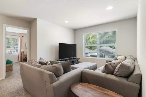 1217 E Silver Pine Rd, Colbert, WA 99005 photo 13
