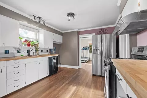Kitchen - 1404 E Wabash Ave, Spokane, WA 99207 photo 5 of 5