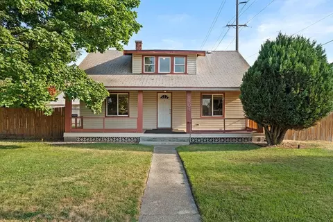 Exterior - 1404 E Wabash Ave, Spokane, WA 99207 photo 7 of 10