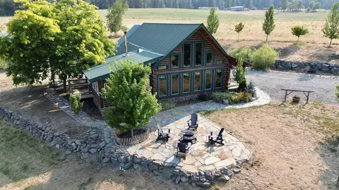 3106 Farm To Market Rd, Valley, WA 99181