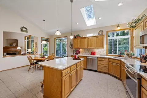 705 E Golden Rd, Spokane, WA 99208 photo 10