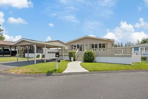 14724 N Chesapeake Ln, Mead, WA 99021