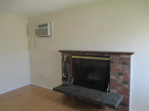 220 E Crown Ave, Spokane, WA 99207 photo 8
