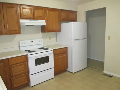 220 E Crown Ave, Spokane, WA 99207 photo 2