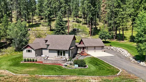 26615 E Moffat Rd, Newman Lake, WA 99025