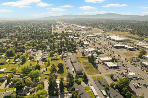 120 N Locust Rd, Spokane Valley, WA 99206