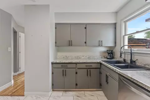 1618 E Heroy Ave, Spokane, WA 99207 photo 11