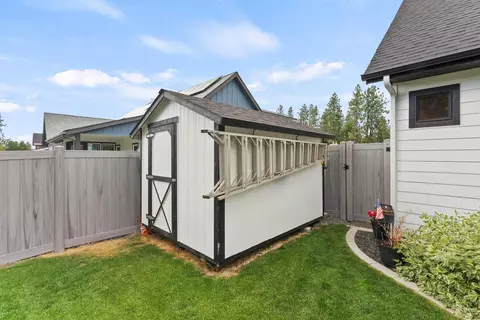Exterior - 3584 E 46th Ct, Spokane, WA 99223 photo 2 of 8