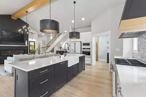 Kitchen - 3584 E 46th Ct, Spokane, WA 99223 photo 4 of 4