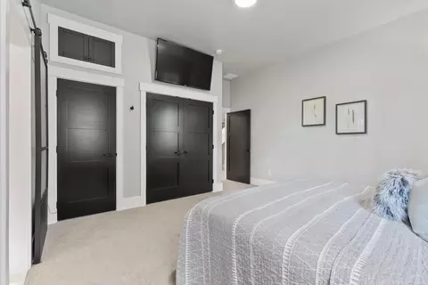 Bedroom - 3584 E 46th Ct, Spokane, WA 99223 photo 2 of 5