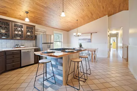 6401 E Greenbluff Rd, Colbert, WA 99005 photo 10