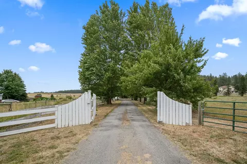 6401 E Greenbluff Rd, Colbert, WA 99005 photo 3