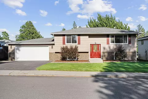 107 Walker Dr, Cheney, WA 99004