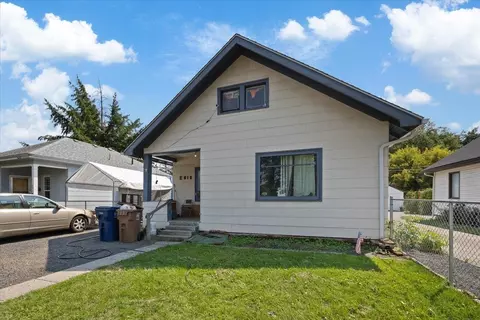 818 E Olympic Ave, Spokane, WA 99207 photo 2