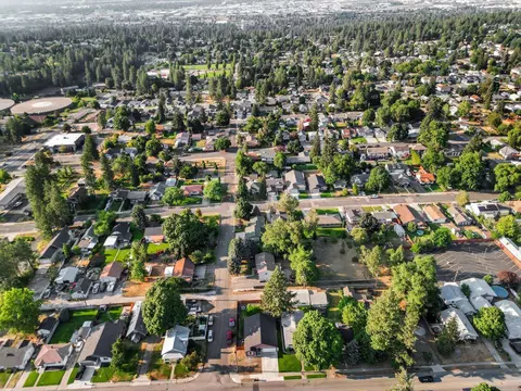 3403 E 29th Ave, Spokane, WA 99223 photo 21