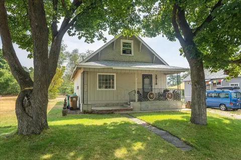 2918 N Altamont St, Spokane, WA 99207