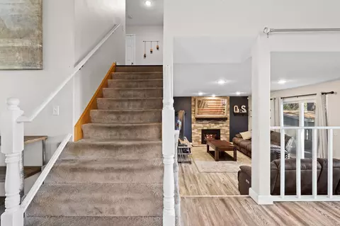 Entry Way - 216 E Cooper Ave, Colbert, WA 99005 photo 2 of 3