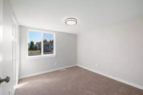 2521 E Longfellow Ave, Spokane, WA 99207 photo 19
