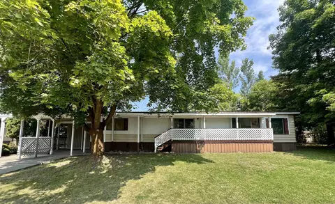 652 W 9th Ave, Colville, WA 99114