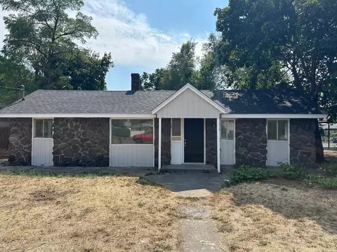 1116 E Rowan Ave, Spokane, WA 99207