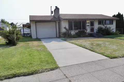 5724 N Fotheringham St, Spokane, WA 99205