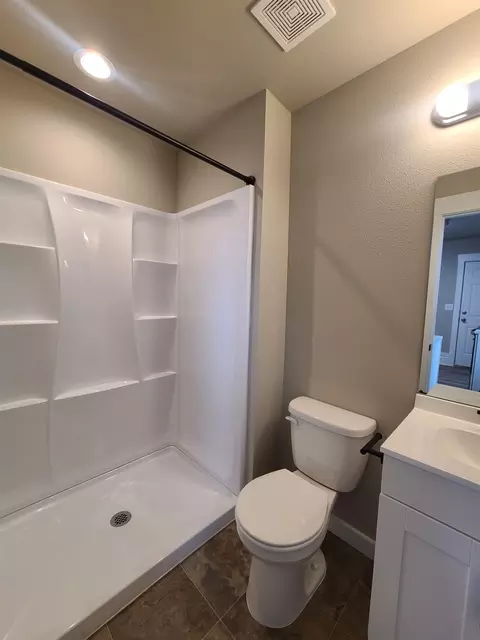 218 E Baldwin Ave, Spokane, WA 99207 photo 6