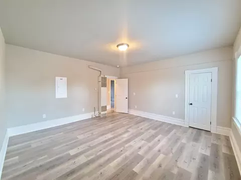 218 E Baldwin Ave, Spokane, WA 99207 photo 12