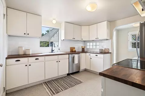 1627 E 11th Ave, Spokane, WA 99202 photo 8
