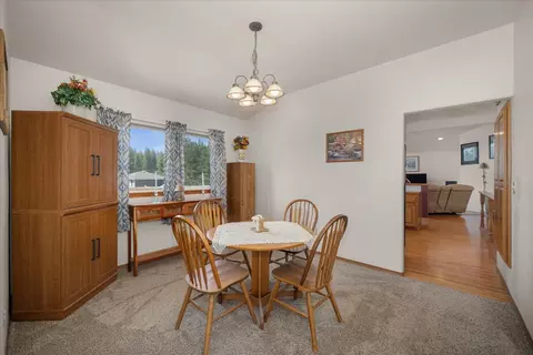 Dining - 518 E Piper Glen Ct, Colbert, WA 99005 photo 2 of 2