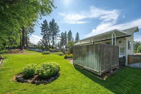 Exterior - 518 E Piper Glen Ct, Colbert, WA 99005 photo 11 of 17