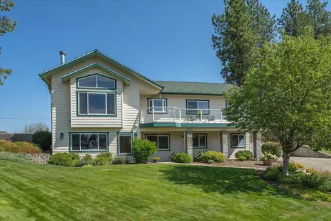 Exterior - 518 E Piper Glen Ct, Colbert, WA 99005 photo 2 of 17