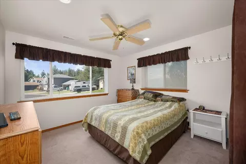 Bedroom - 518 E Piper Glen Ct, Colbert, WA 99005 photo 4 of 4