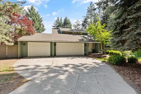 8426 E Columbia Dr, Spokane Valley, WA 99212