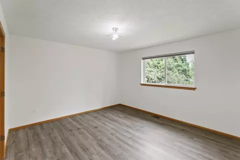 3221 E 14th Ave, Spokane, WA 99202 photo 2