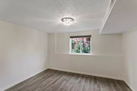 3221 E 14th Ave, Spokane, WA 99202 photo 9
