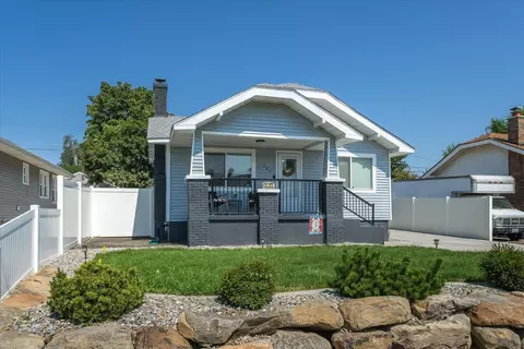 127 E Glass Ave, Spokane, WA 99207