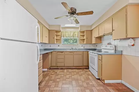 2803 N Maple Rd, Spokane, WA 99206 photo 9