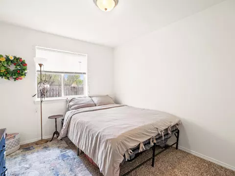 Bedroom - 2716 E Nebraska Ave, Spokane, WA 99208 photo 3 of 3