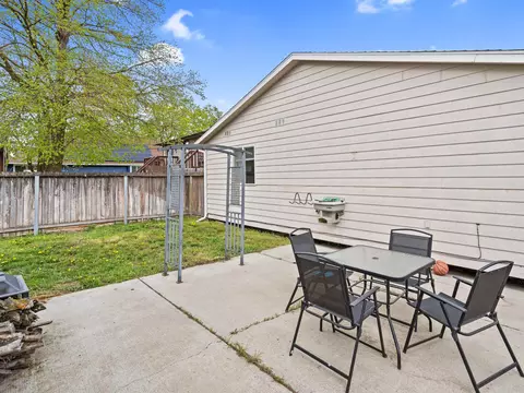 Exterior - 2716 E Nebraska Ave, Spokane, WA 99208 photo 3 of 6