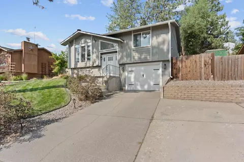 5020 N Greenwood Blvd, Spokane, WA 99205