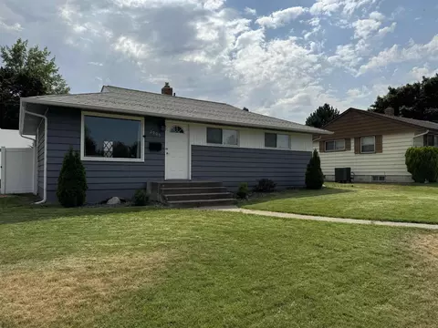 2905 W Eloika Ave, Spokane, WA 99205