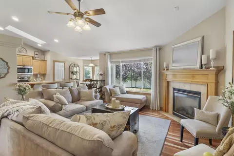 Living - 19525 E Knox Ave, Liberty Lake, WA 99016 photo 1 of 6