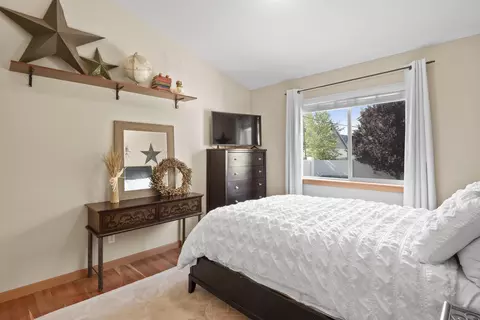 Bedroom - 19525 E Knox Ave, Liberty Lake, WA 99016 photo 3 of 7